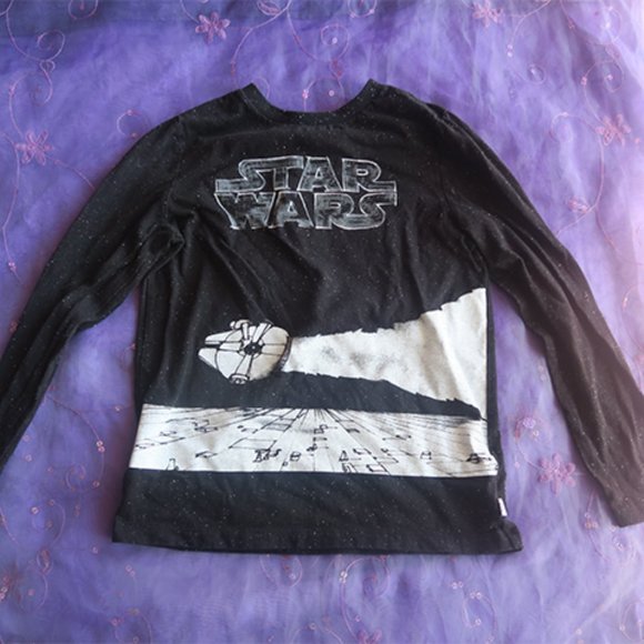 GAP Other - GAP kids Starwars moon spaceship long sleeved tee in black and white size small.
